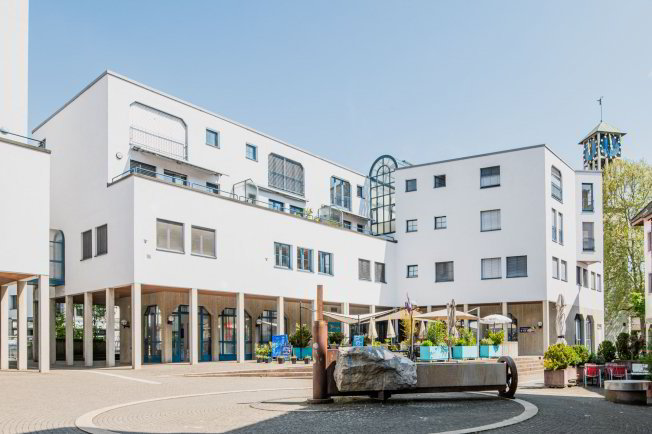 3 rooms Apartment for rent in Neuhausen am Rheinfall - image 1/1