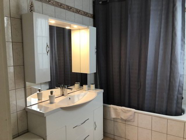 2 rooms Apartment for rent in Montreux - image 1/9