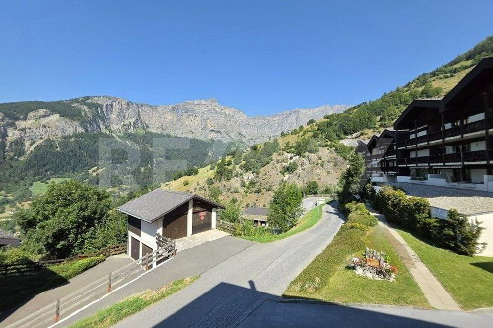 2.5 rooms Apartment to buy in Albinen - image 1/13