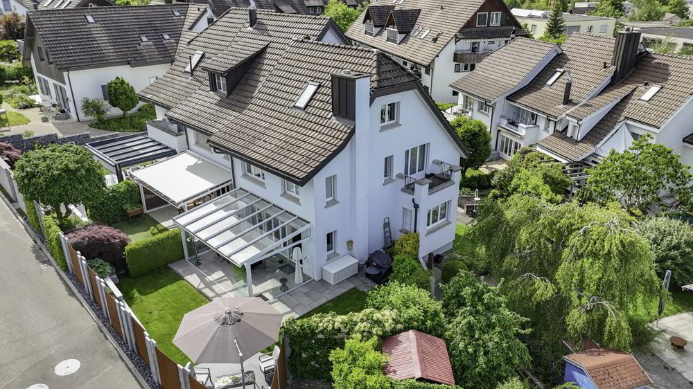 5.5 rooms House to buy in Dänikon ZH - image 1/11