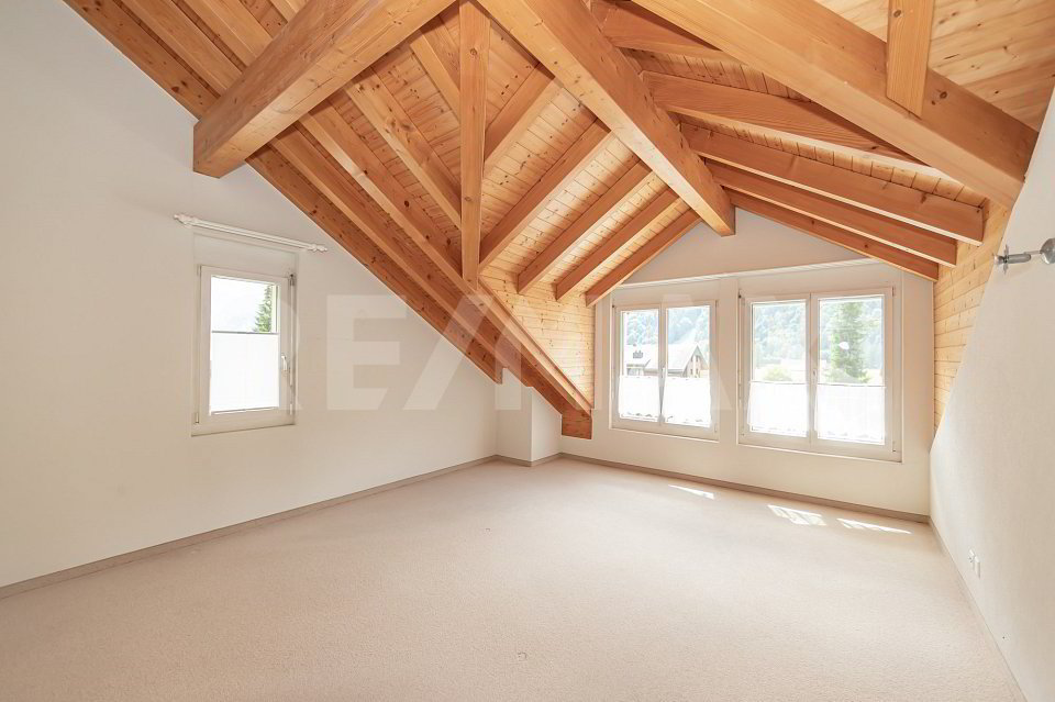 5.5 rooms Apartment to buy in Engelberg - image 1/13