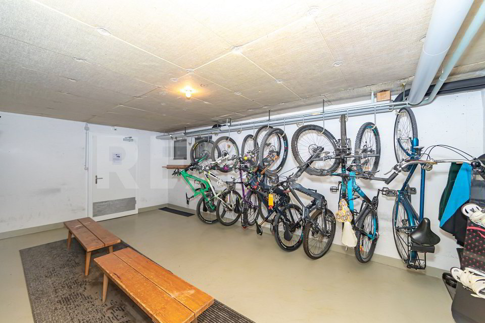 1.5 rooms Apartment to buy in Engelberg - image 1/11