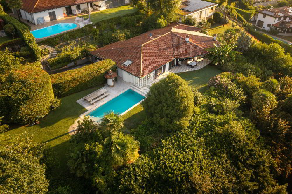 Maison 6.5 pièces à acheter à Savosa - image 1/1