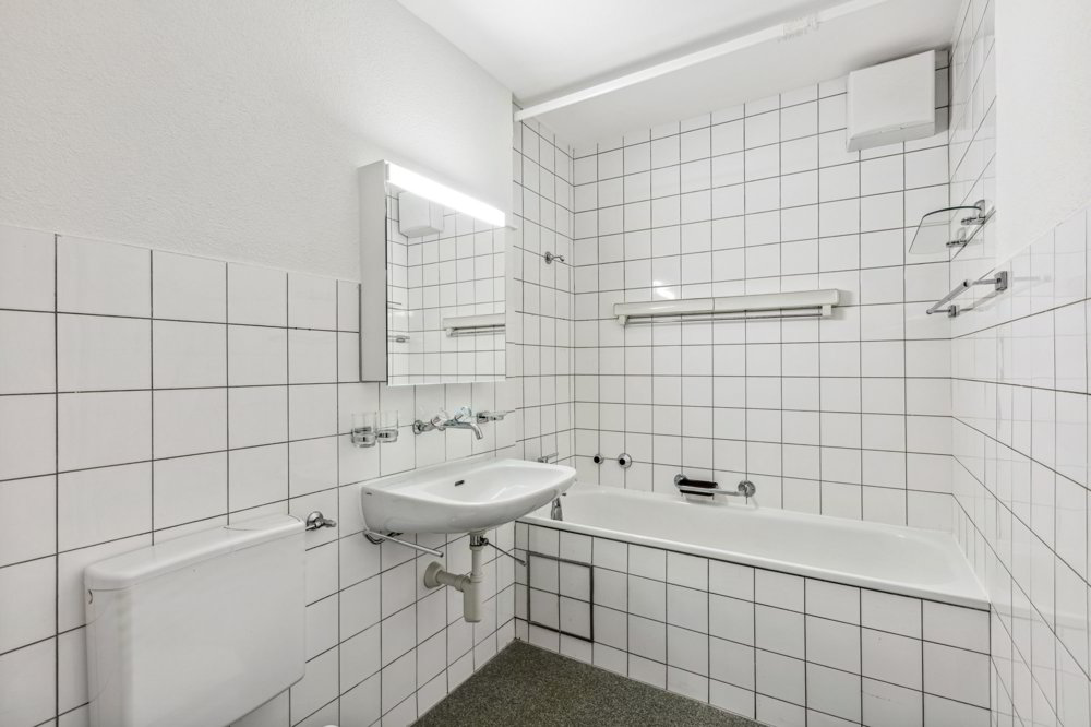2 rooms Apartment for rent in Basilea - image 1/5