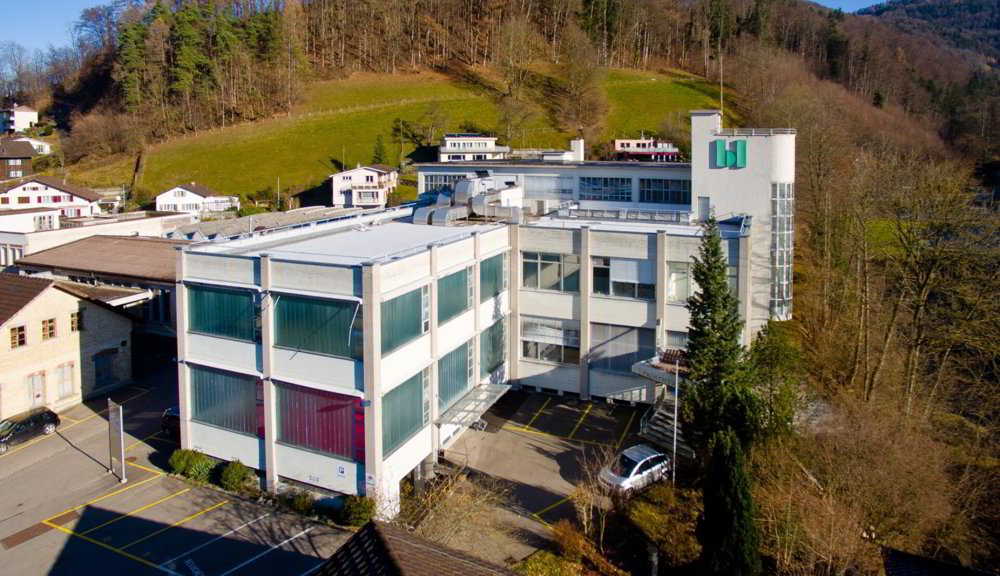 2 rooms Office & Commercial for rent in Lichtensteig - image 1/5