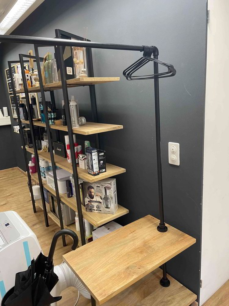 Attraktives Coiffeurgeschäft/Barbershop - Ansicht 4