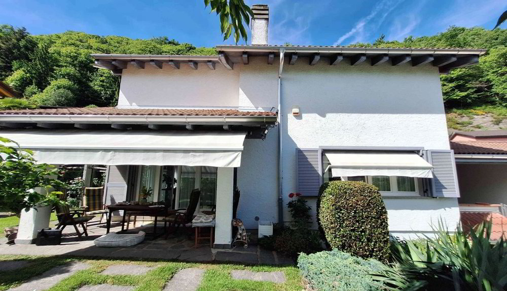 Haus – Astano