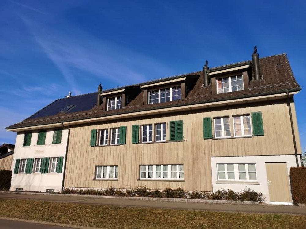 Appartamento di 3.5 locali in affitto a Grüningen - immagine 1/12