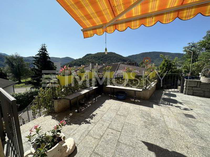 9 rooms House to buy in Pura - image 1/5