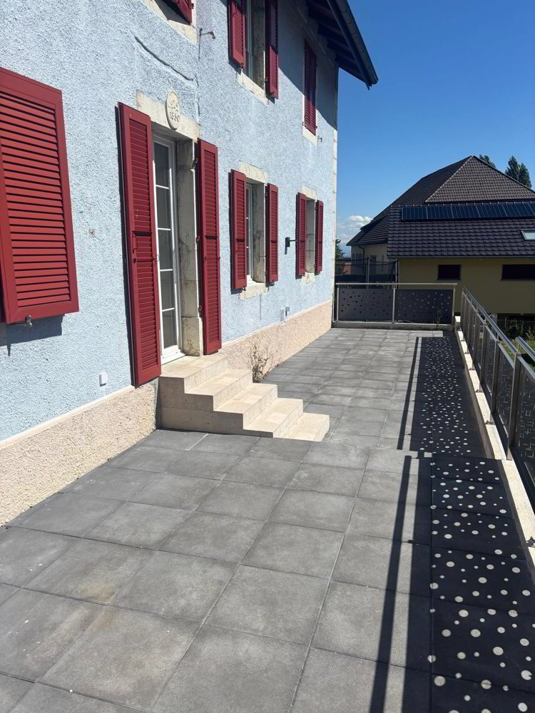 5 Zimmer Wohnung zum verkaufen in Les Geneveys-sur-Coffrane - Bild 1/9