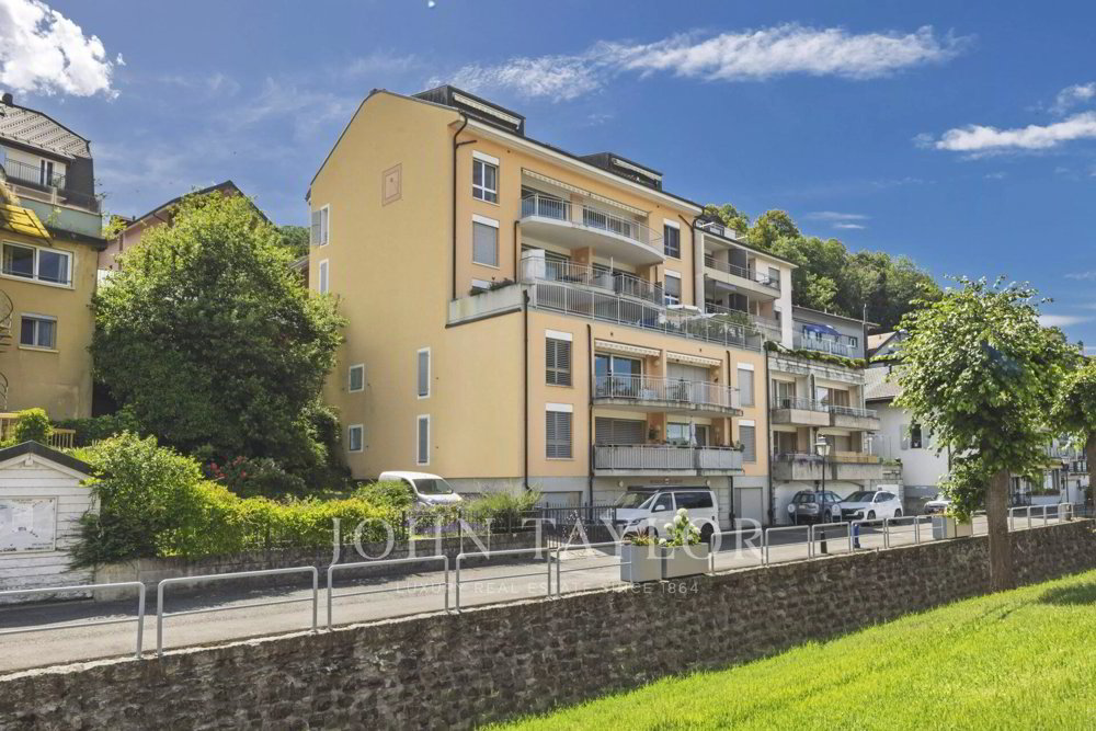 5.5 rooms Apartment to buy in Bouveret - image 1/9