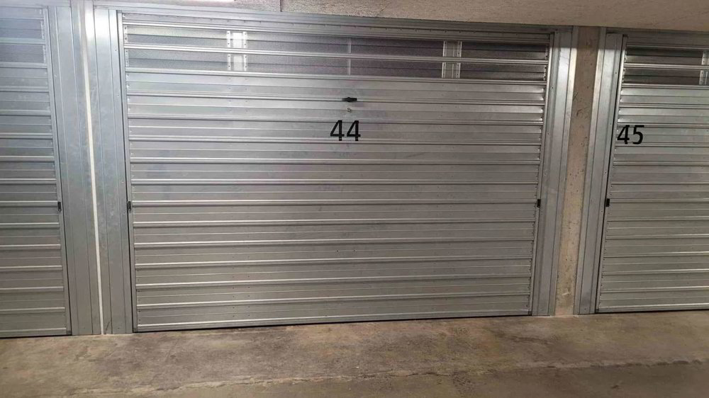 null Zimmer Parkplatz, Garage zu vermieten in Ginevra - Bild 1/2