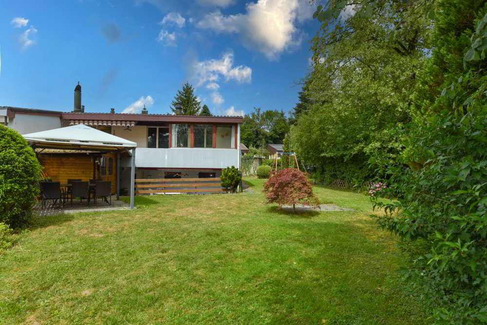 5 rooms House to buy in Menziken - image 1/12
