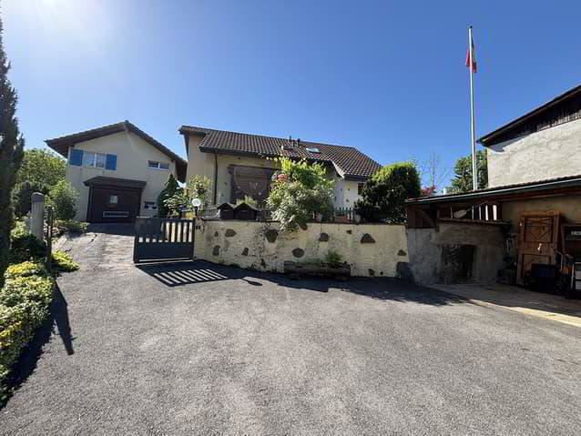 Haus – Gressy, Sermuz
