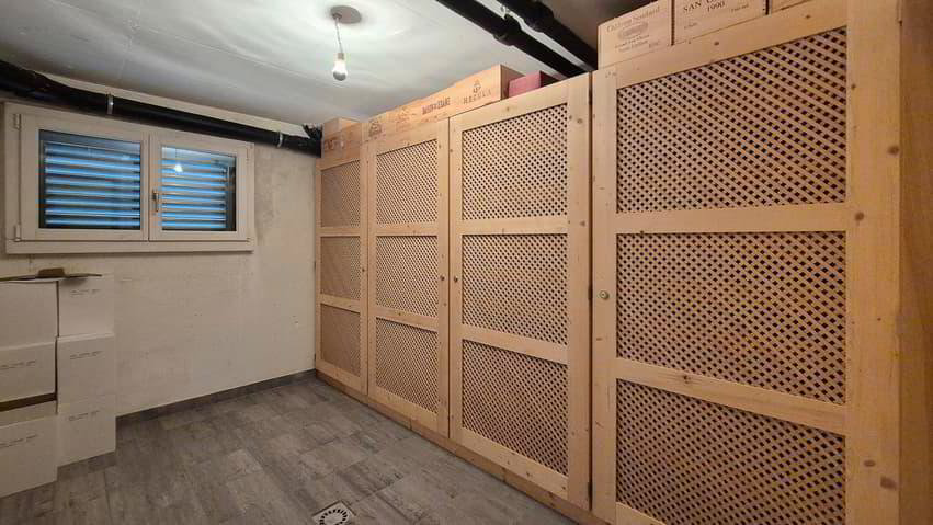3.5 rooms Apartment to buy in Bursinel - image 1/13