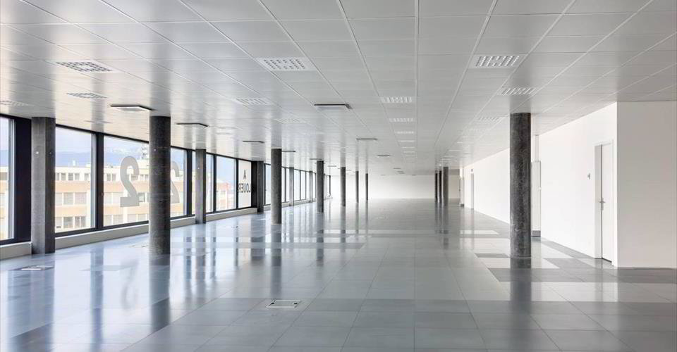 Magnifiques surfaces commerciales-bureaux à louer à Plan-les-Ouates - Mehr