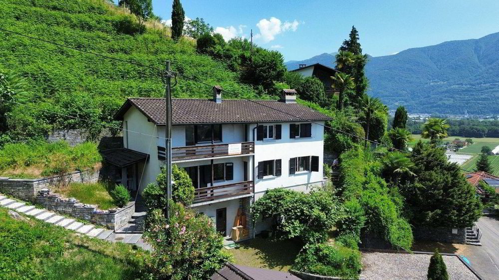 Haus – Cugnasco