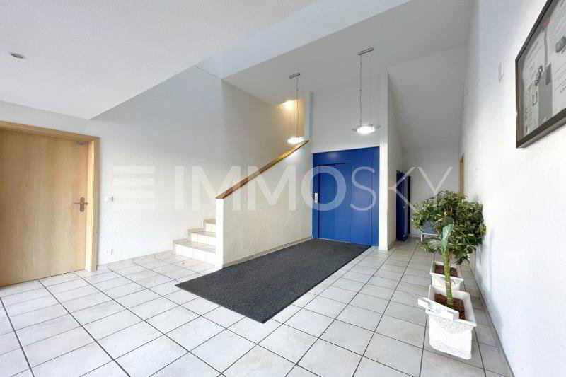 24 Zimmer Büro zum verkaufen in Suchy - Bild 1/7
