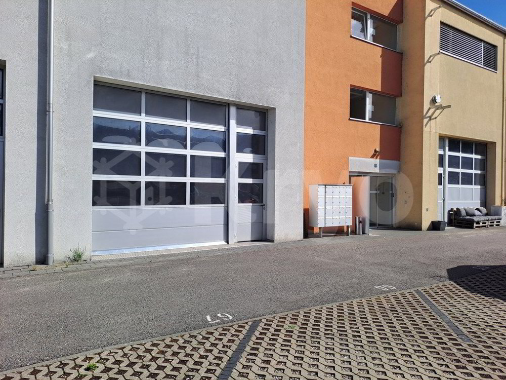 null rooms Office & Commercial for rent in Orbe - image 1/5