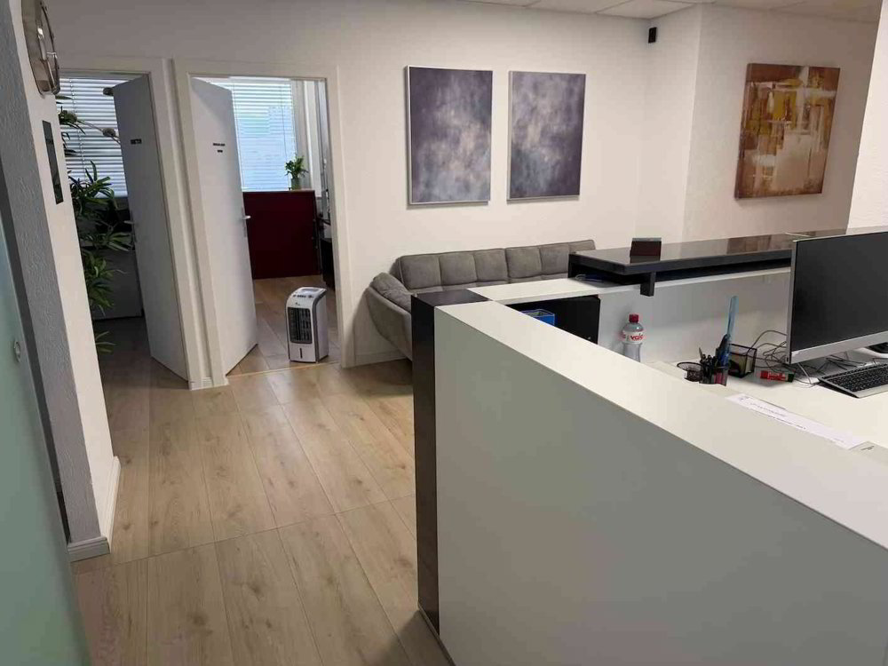3 Zimmer Büro zu vermieten in Renens VD - Bild 1/3