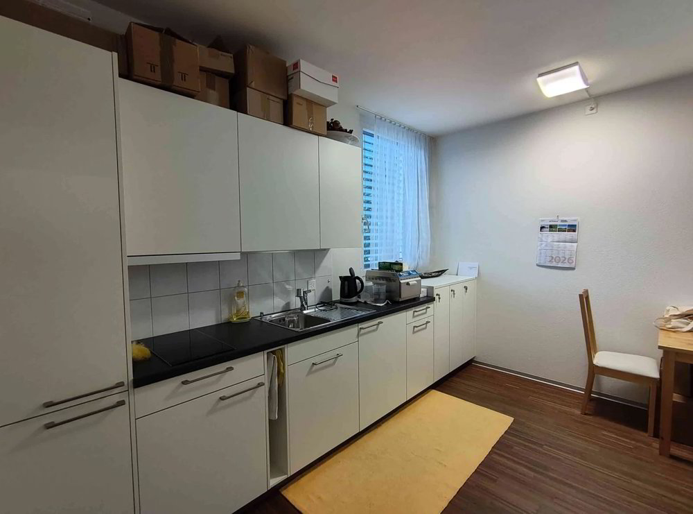 6 Zimmer Büro zu vermieten in Schmitten FR - Bild 1/5