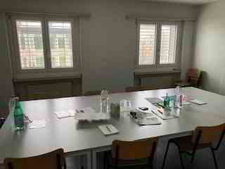 3 rooms Office & Commercial for rent in Bern - image 1/2