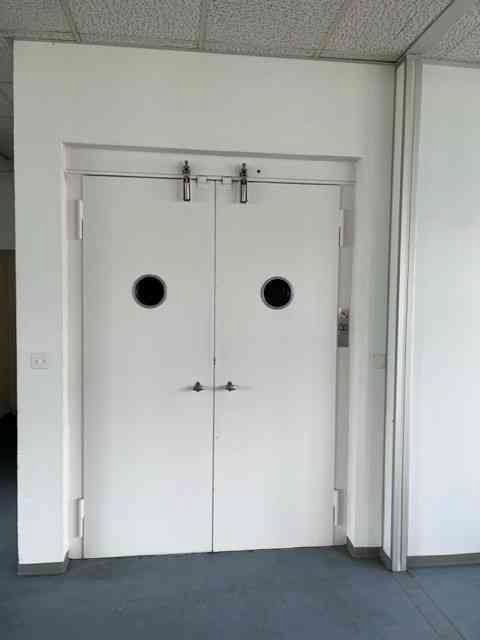 3 rooms Office & Commercial for rent in Effretikon - image 1/8