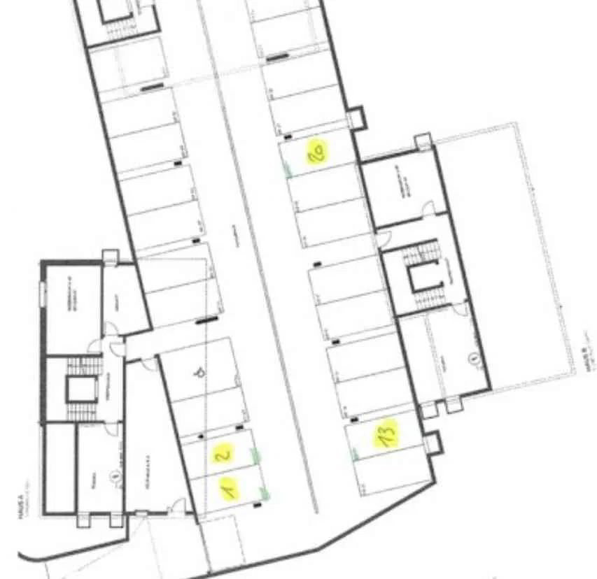 null rooms Car park, garage for rent in Trimmis - image 1/1