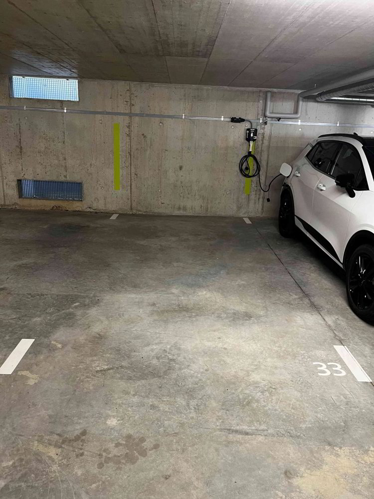 null Zimmer Parkplatz, Garage zu vermieten in Düdingen - Bild 1/1