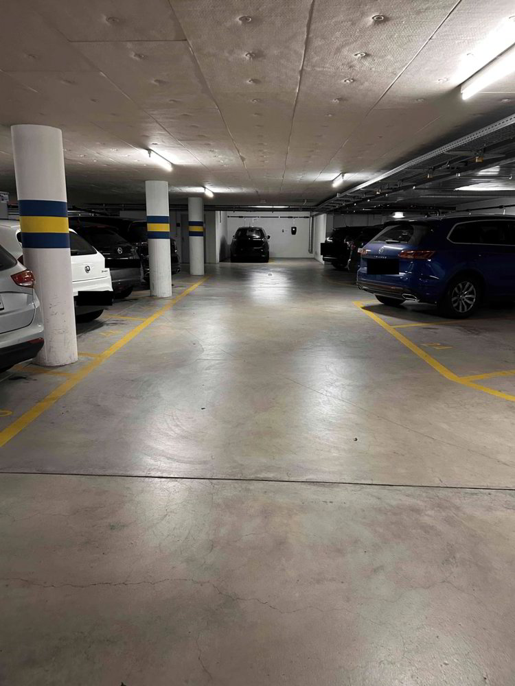Parcheggio, garage di null locali in affitto a Zurich - immagine 1/1