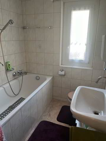 Casa di 4.5 locali in affitto a Viège - immagine 1/6