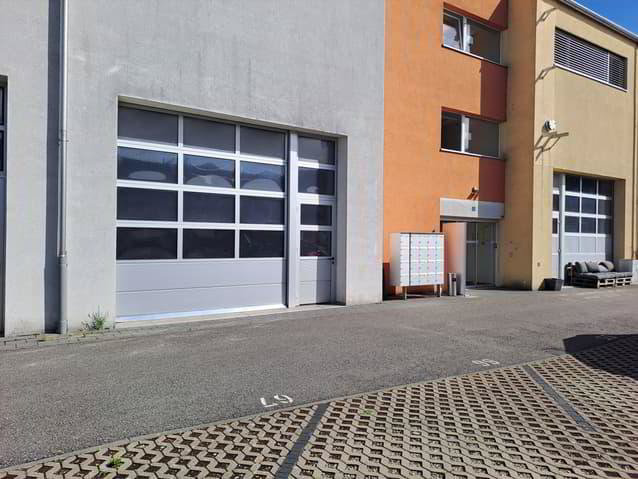 null rooms Office & Commercial for rent in Orbe - image 1/5