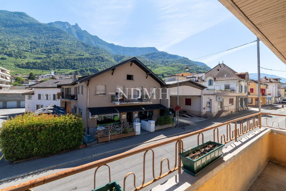 Immeuble de rendement en vente à Centre - 240 m² - Mehr