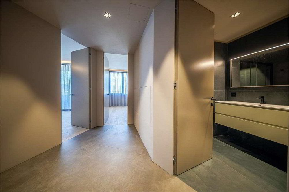 6.5 rooms Apartment to buy in Lugano - image 1/13