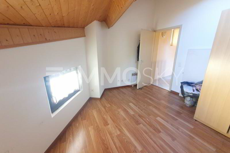 5 rooms House to buy in Miglieglia - image 1/5
