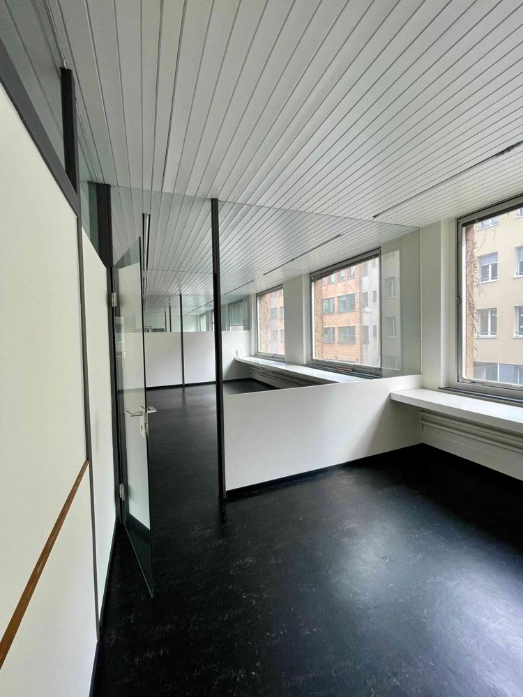 Moderner Büroraum im Herzen von Basel (Gundeli) zu vermieten, 37 qm2 - Mehr