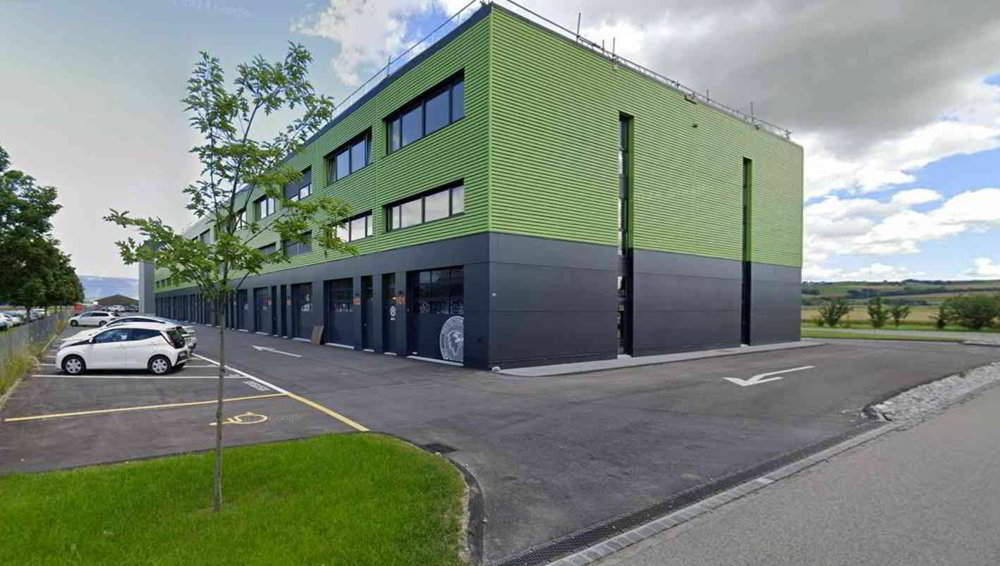 3 rooms Office & Commercial for rent in Orbe - image 1/6