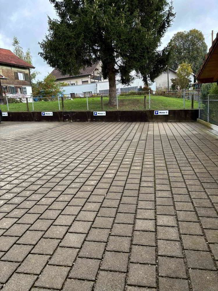 null Zimmer Parkplatz, Garage zu vermieten in Thundorf - Bild 1/1
