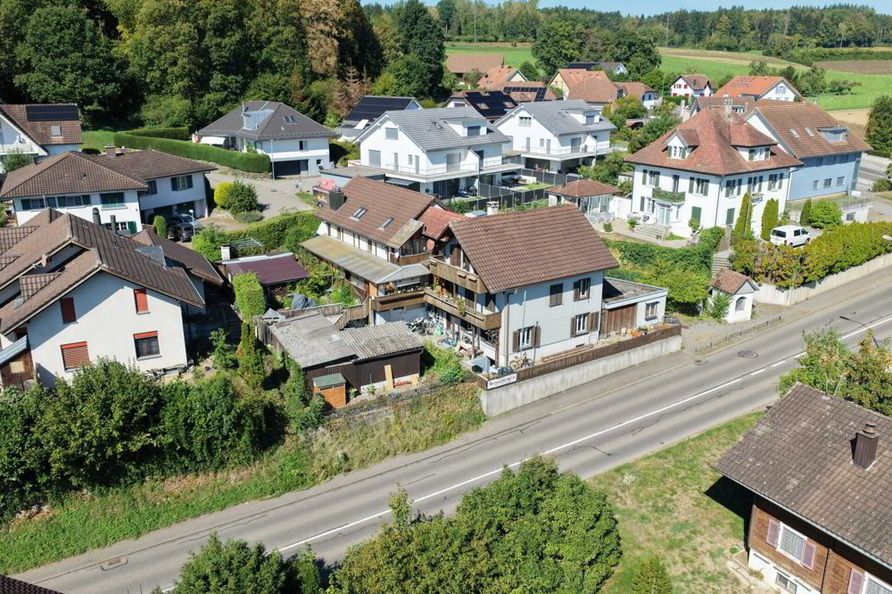 Vollvermietete Renditeliegenschaft in Aristau - 3 Wohneinheiten, Fernsicht, 3.34 % IST-Rendite - Ansicht 2