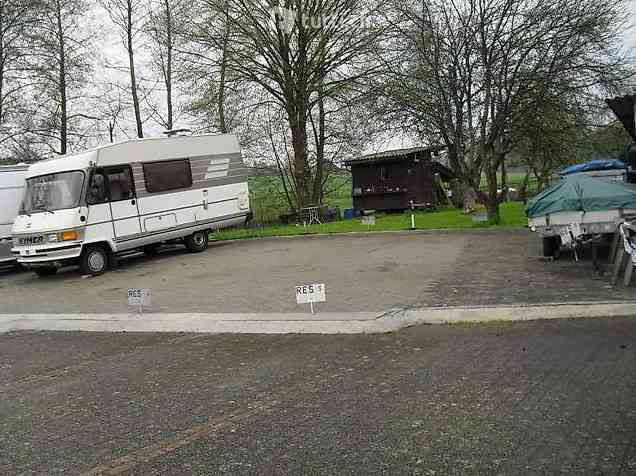 null rooms Car park, garage for rent in Thunstetten - image 1/2