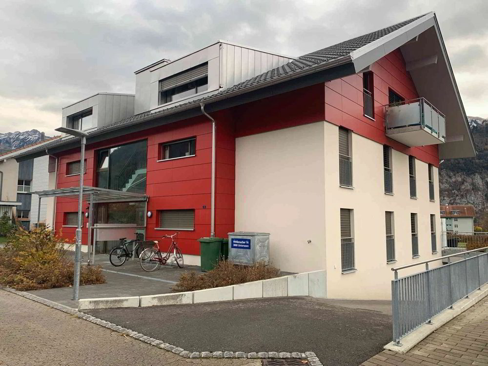 null rooms Car park, garage for rent in Unterseen - image 1/1