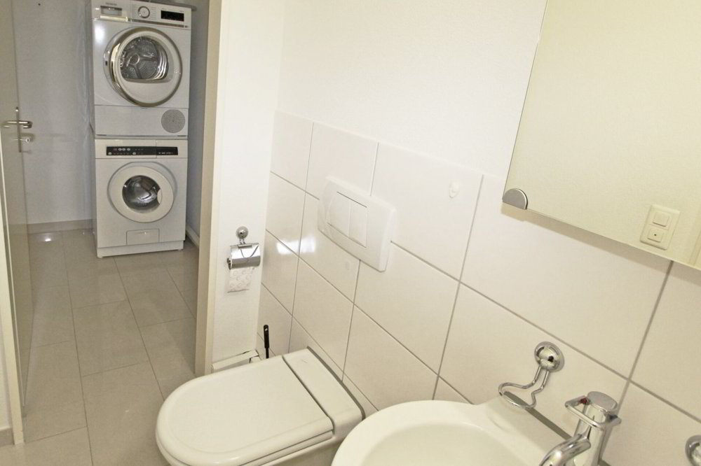 3.5 rooms Apartment to buy in Reinach BL - image 1/12