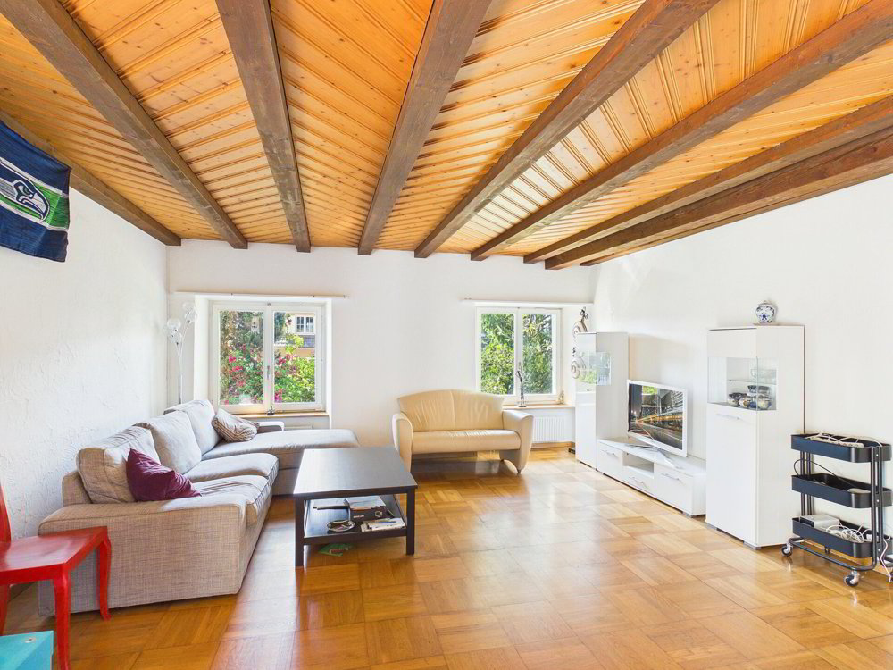 Freistehendes Zuhause mit Charme und Entwicklungspotenzial - Ansicht 3