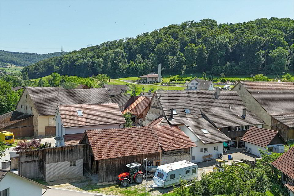 11.5 rooms House to buy in Hellikon - image 1/13