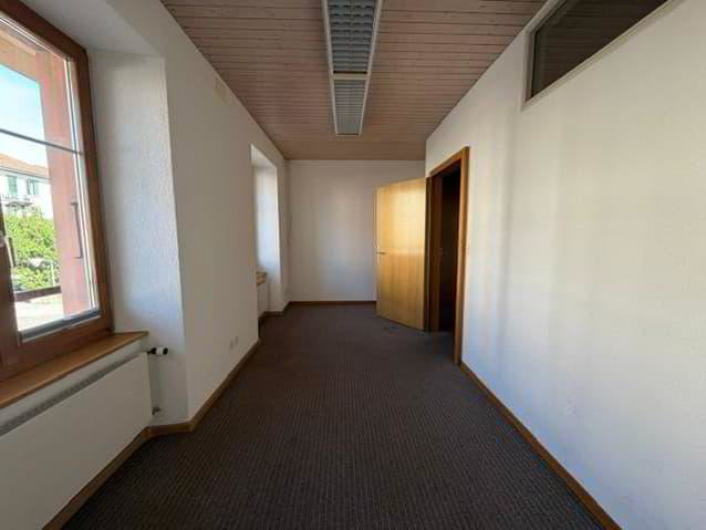 Bureau / Dépôt de 3 pièces à louer à Tavannes - disponible... - Mehr