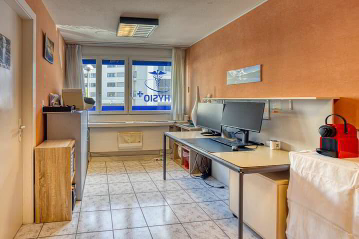 Ufficio & Commercio di 3.5 locali in vendita a Martigny - immagine 1/11