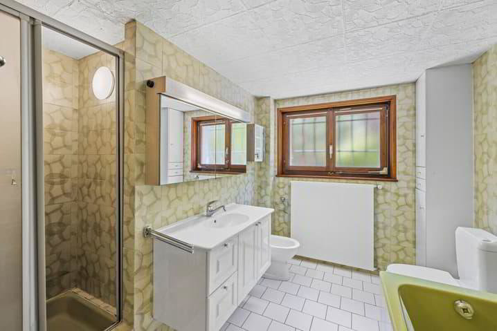Casa di 6.5 locali in vendita a Chemin - immagine 1/13