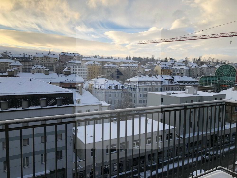 4 rooms Apartment for rent in La Chaux-de-Fonds - image 1/12