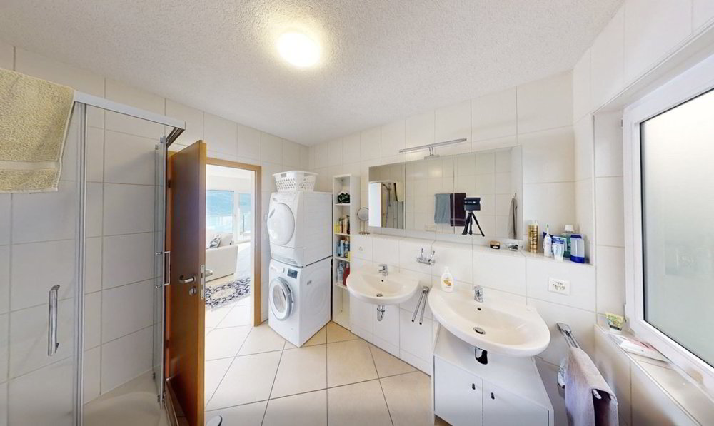5 Zimmer Wohnung zum verkaufen in Brissago - Bild 1/13