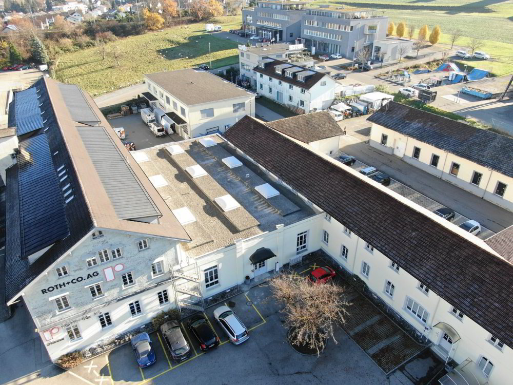Bureau & Commerce null pièces à louer à Oberuzwil - image 1/3